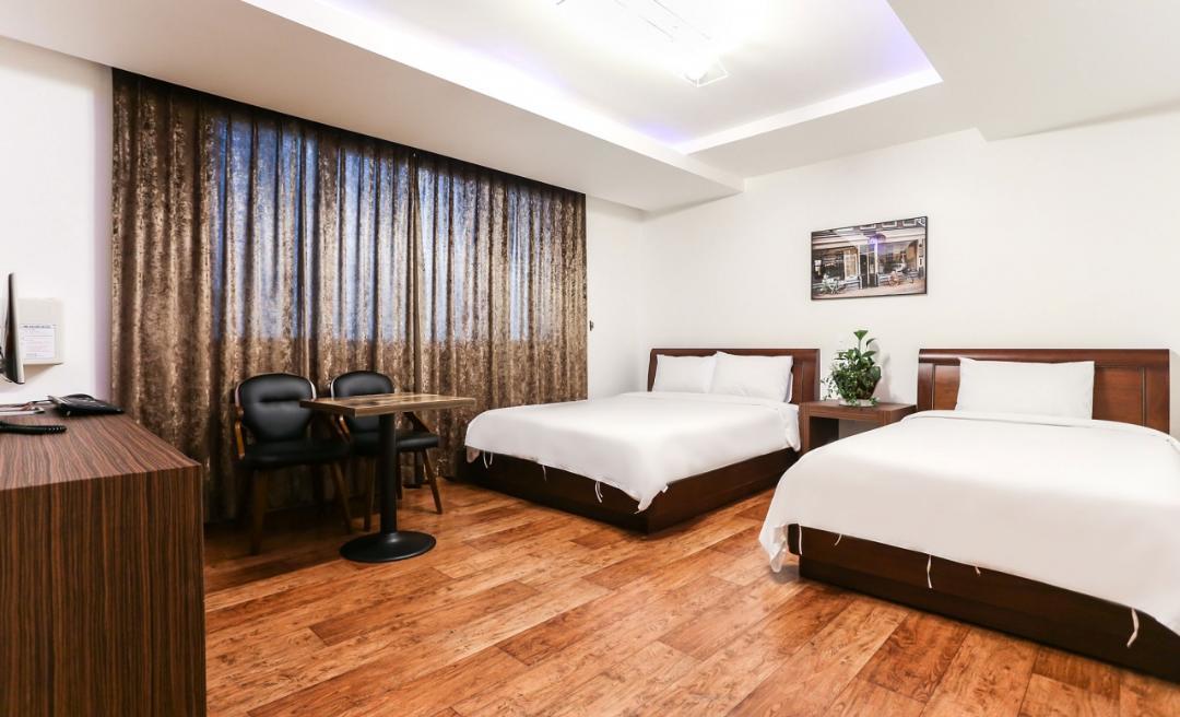 Crystal Motel Каннин Екстер'єр фото